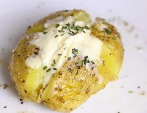 <strong>Why You Should Try Microwave Baked Potato?</strong>