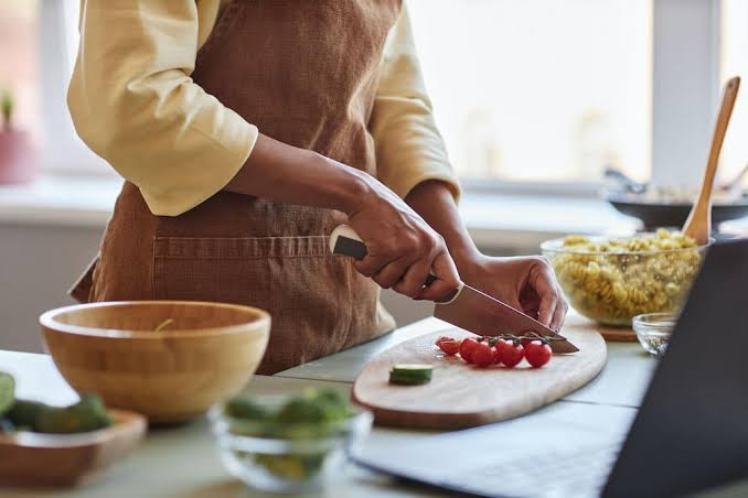 Plastic Reduction Habits For USA Family Kitchens